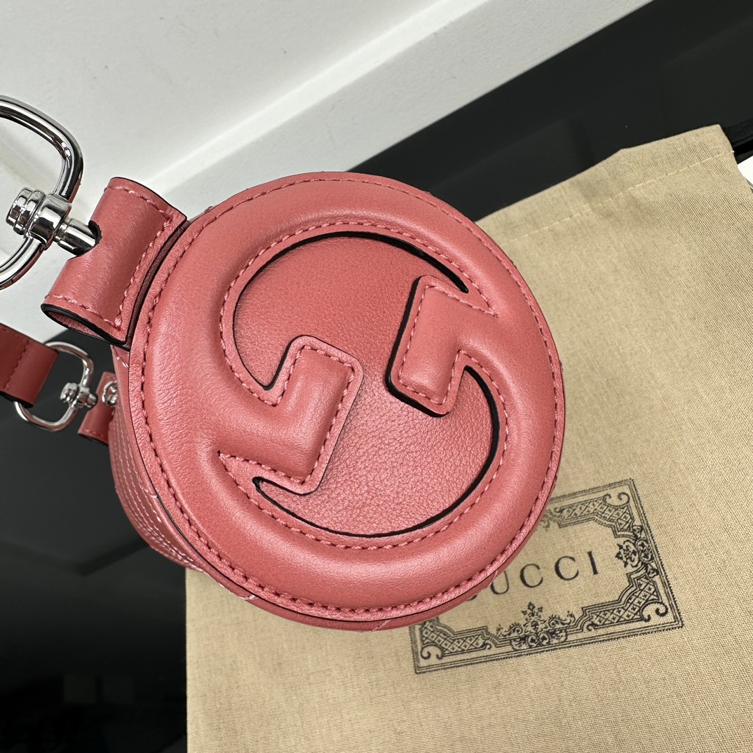 Gucci Round Bags